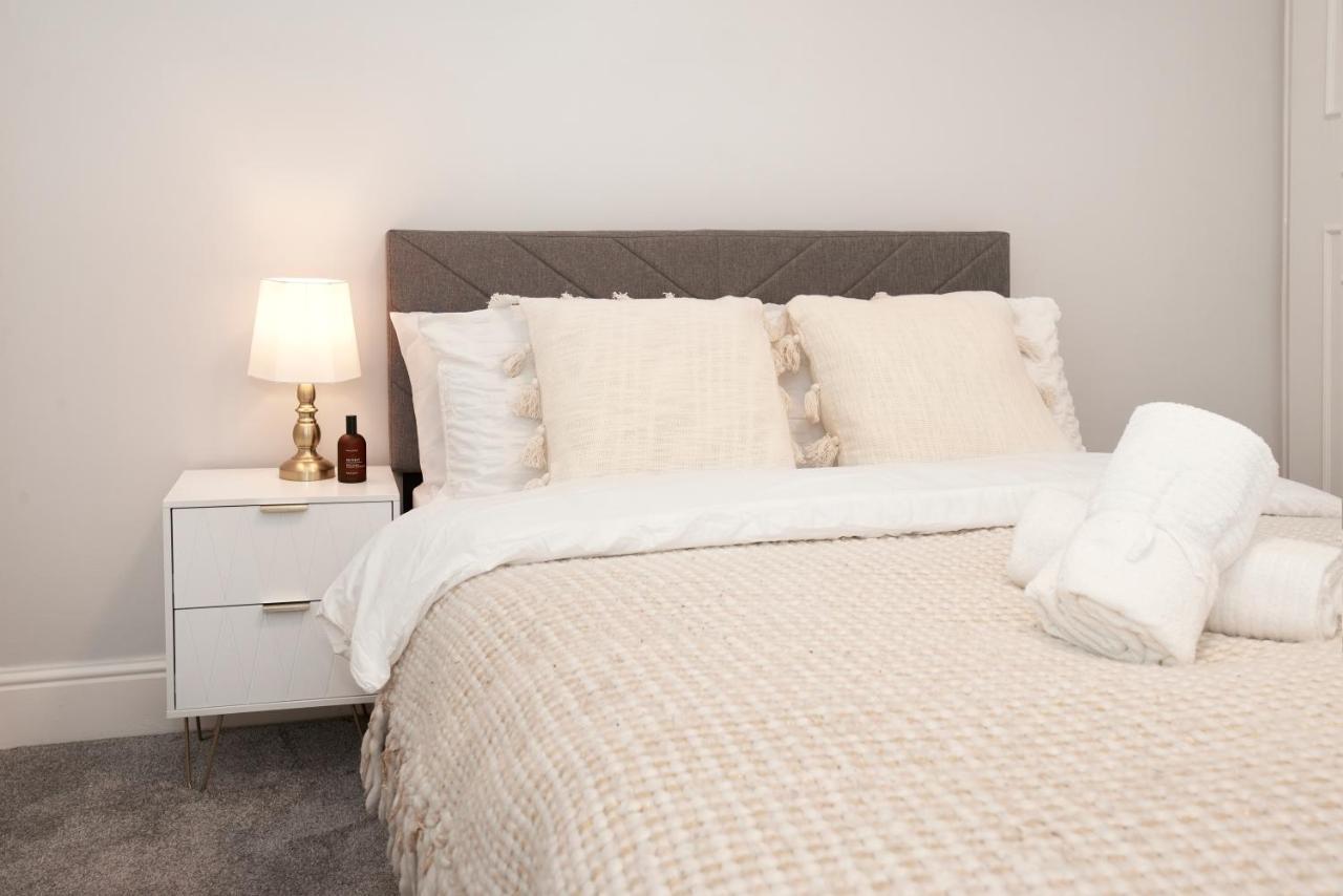 Excellent, Three Bedroom North London Apartment With Free Parking Екстериор снимка